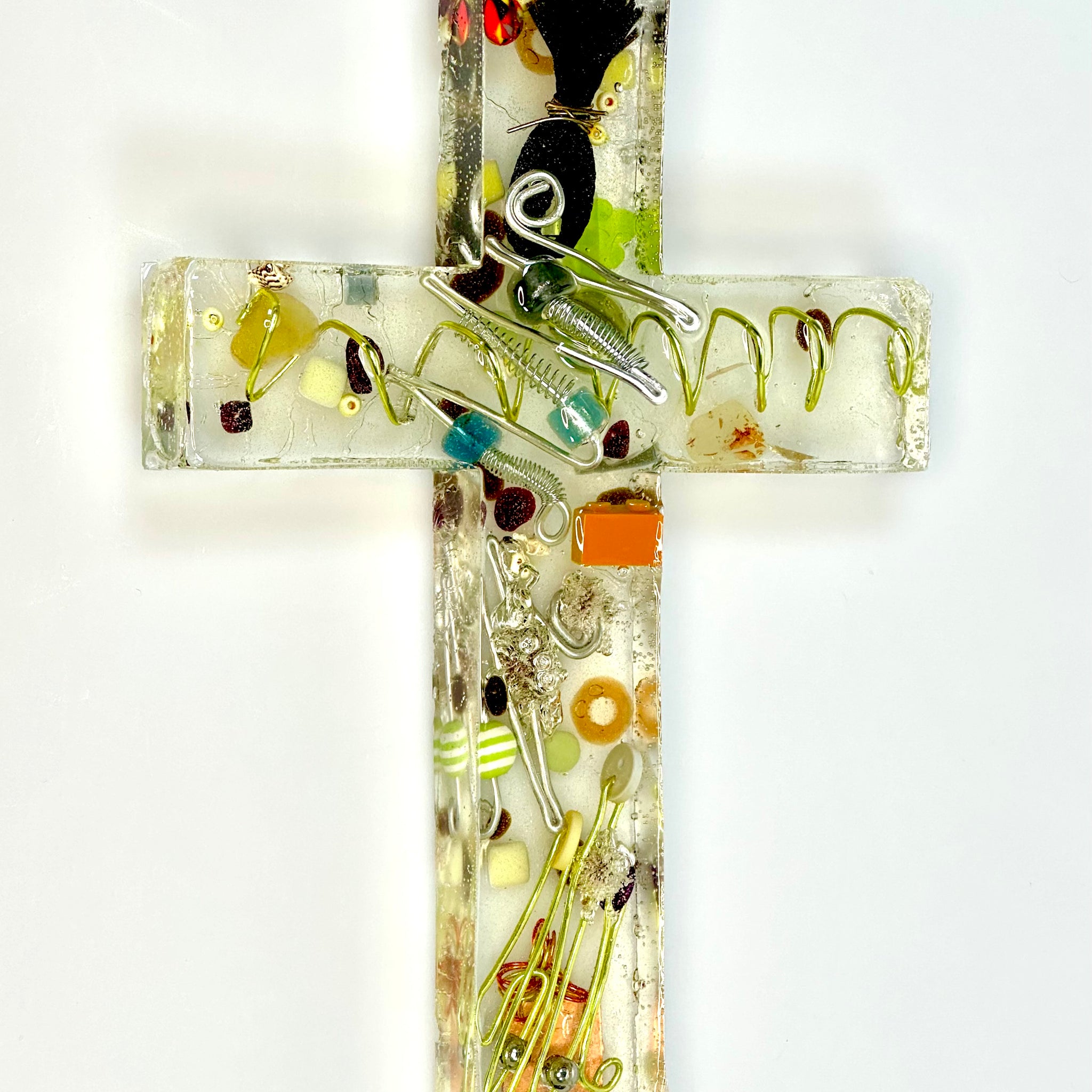 Light Green Cross 202